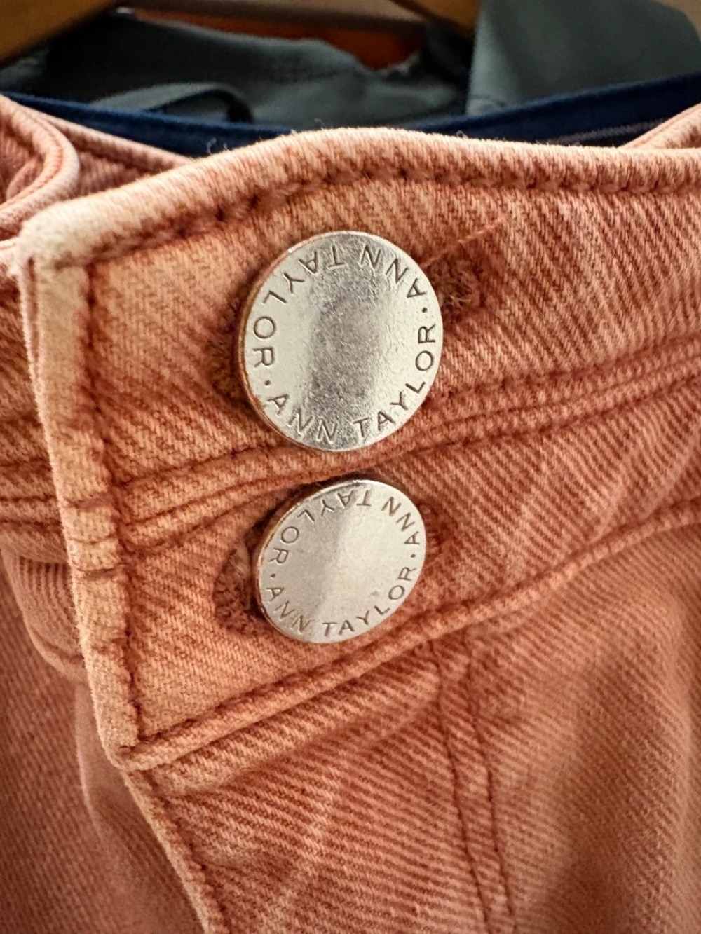 Ann Taylor Wide Leg Crop Jeans - Size 12 - Picture 2 of 4